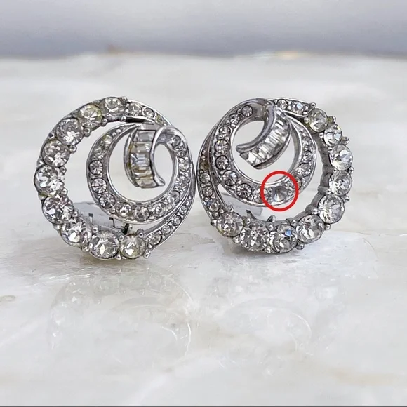 Boucher Estate Rhinestone Statement Clip Earrings - Picture 7 of 11